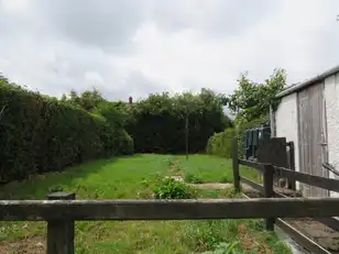 37 Russell DriveImage 14