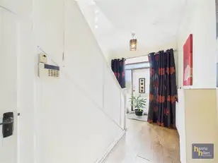 18 Ashgrove RoadImage 3