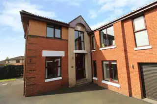 21 Grangewood ManorImage 2