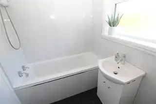 30 Castlemore AvenueImage 14