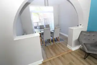 30 Castlemore AvenueImage 4