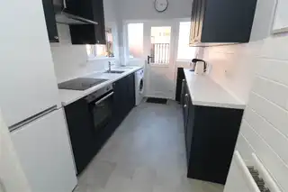 30 Castlemore AvenueImage 7