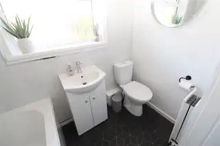 30 Castlemore AvenueImage 13