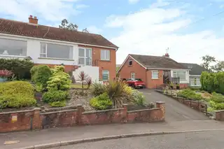 Image 1 for 25 Ferndene Gardens