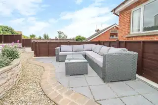 25 Ferndene GardensImage 20