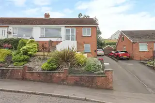 25 Ferndene GardensImage 2