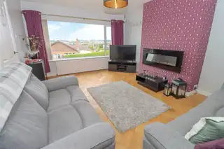 25 Ferndene GardensImage 6