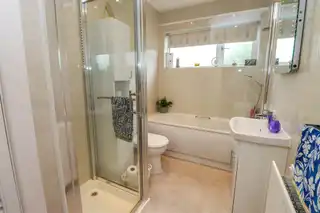 12 WillowvaleImage 18
