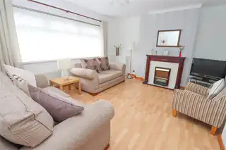41 Moatview ParkImage 4