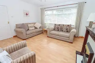 41 Moatview ParkImage 5