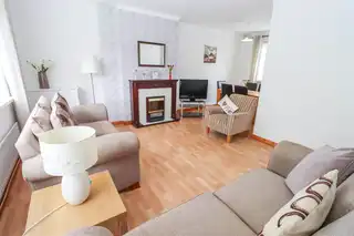 41 Moatview ParkImage 6
