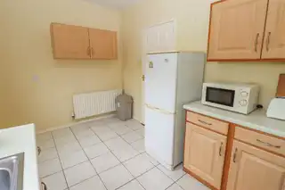 41 Moatview ParkImage 10