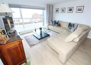 Apt 3, 84 Shore RoadImage 8