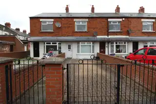 4 York DriveImage 2