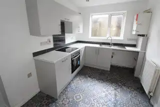 4 York DriveImage 4