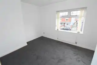 4 York DriveImage 6