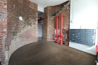 21 Linen LoftsImage 2