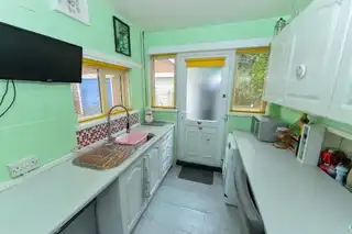 121 Abbey ParkImage 7