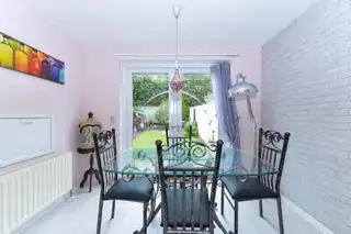 121 Abbey ParkImage 5