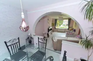 121 Abbey ParkImage 6