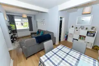 13 Strandburn ParadeImage 5
