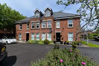 Image 1 for 4 Clonallon Square
