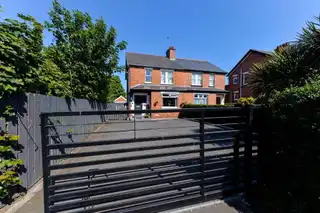 120 Holywood RoadImage 16