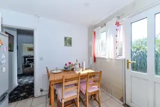 36 Glenmillan ParkImage 7