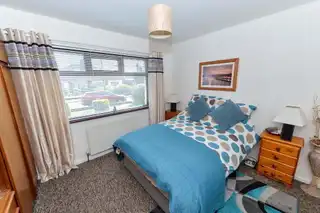 8 Ilford AvenueImage 9