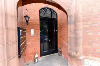 Apartment 17 Sandown Court 82 Sandown RoadImage 4