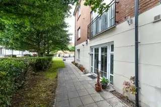 Apartment 9 The Courtyard 222 Castlereagh RoadImage 13