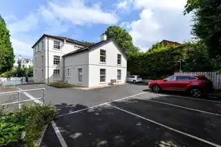 Apt 2 131 Upper Newtownards RoadImage 13