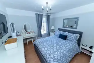 5 Humber CourtImage 13
