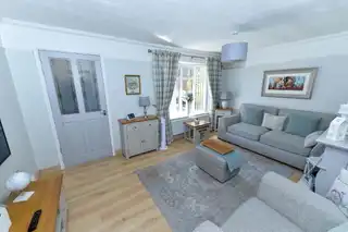 5 Humber CourtImage 5