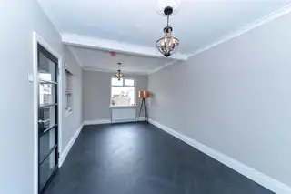 307 Castlereagh RoadImage 5