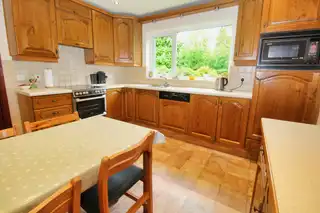 9 Riverside AvenueImage 8