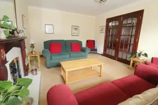 9 Riverside AvenueImage 4