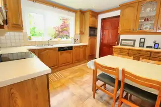 9 Riverside AvenueImage 7