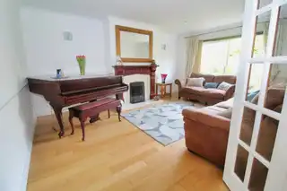 3 Greer Park AvenueImage 6
