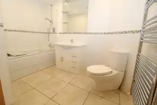 92 Castle StreetImage 12
