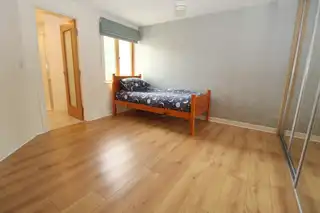 92 Castle StreetImage 8