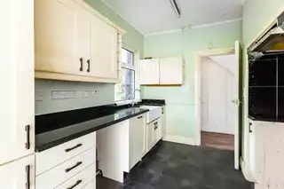 668 Shore RoadImage 15