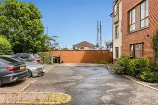 1 2 Knockdene GateImage 2