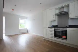 3 River ViewImage 7