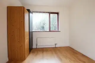 35 AshbourneImage 8