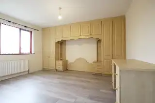 35 AshbourneImage 6