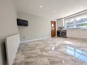 3 Tullybrannigan CrescentImage 8