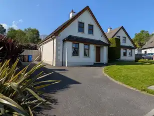 Image 1 for 3 Tullybrannigan Crescent