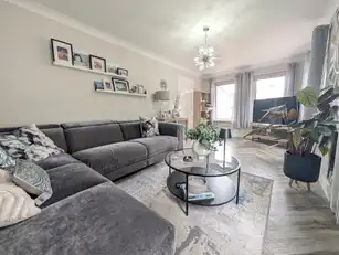 10 Tullybrannigan AvenueImage 19
