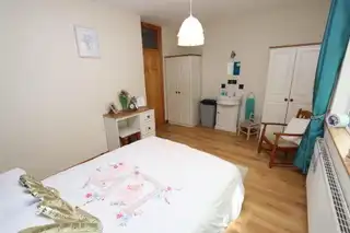 3 Willand CloseImage 18